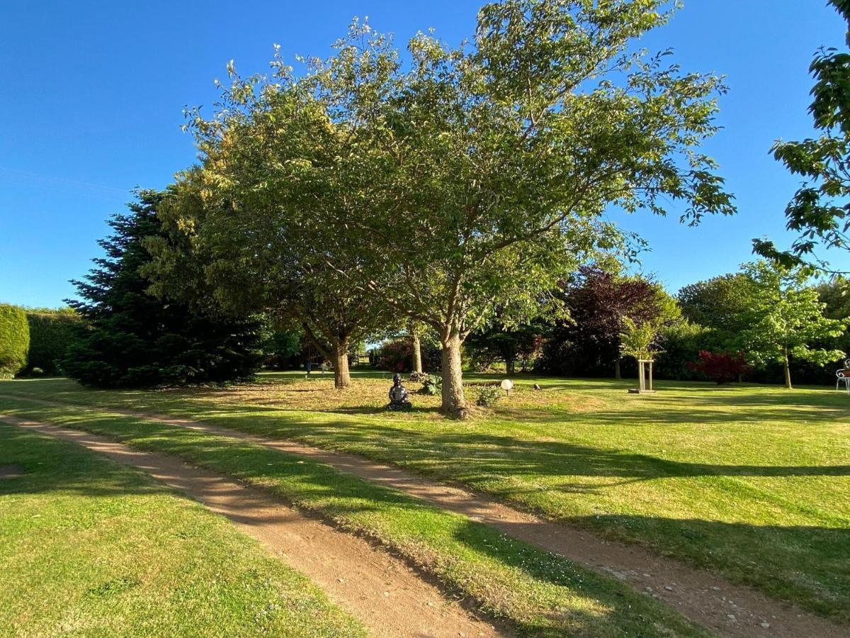 Holiday Home, Neville-Sur-Mer Bagian luar foto